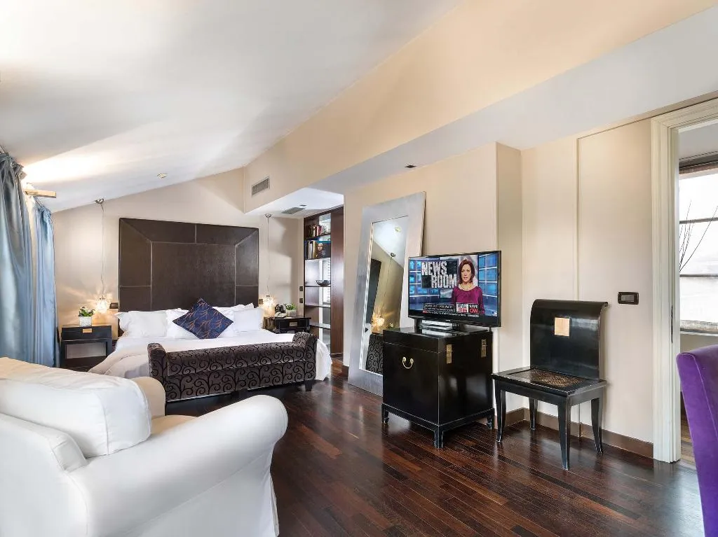 JUNIOR SUITE CAPACITY 1 Room, TownHouse 12, Milan