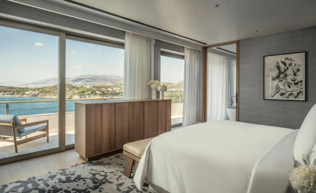 SUITE Presidential Room, Four Seasons Astir Palace Hotel Athens, Athens