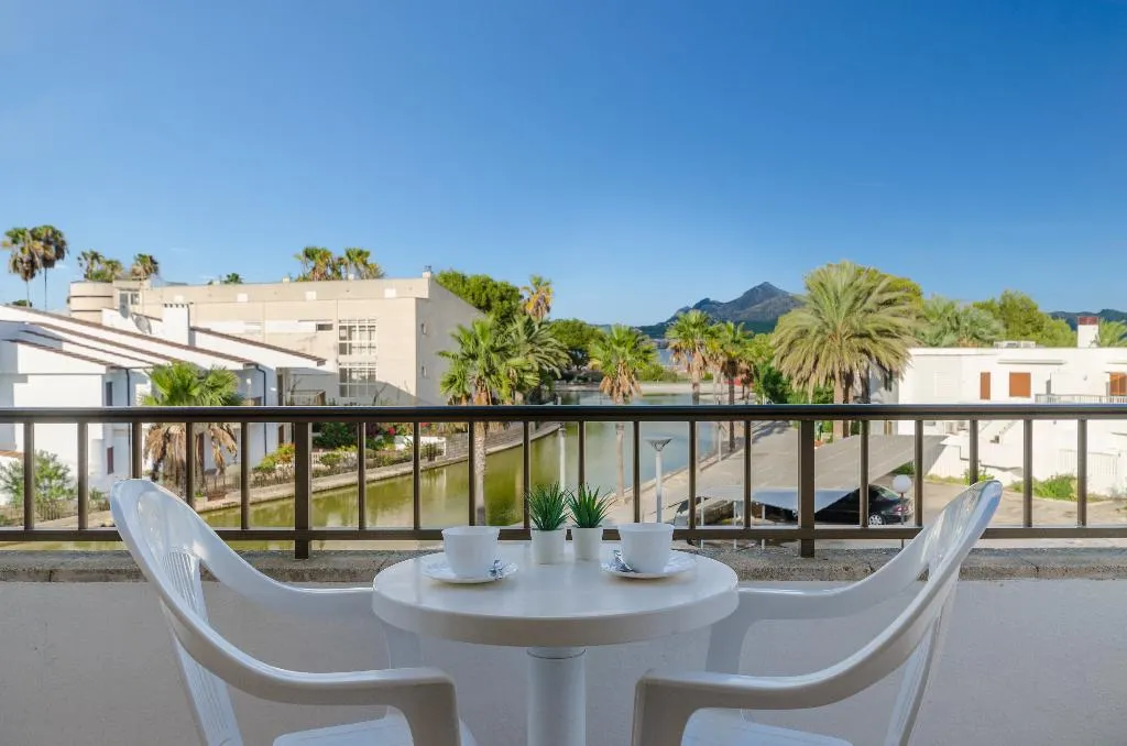 APARTMENT ONE BEDROOM Room, Yourhouse Venecia, Majorca
