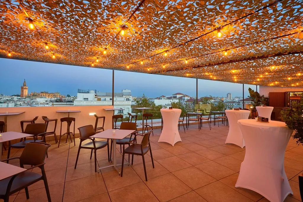 Terrace, Becquer, Seville