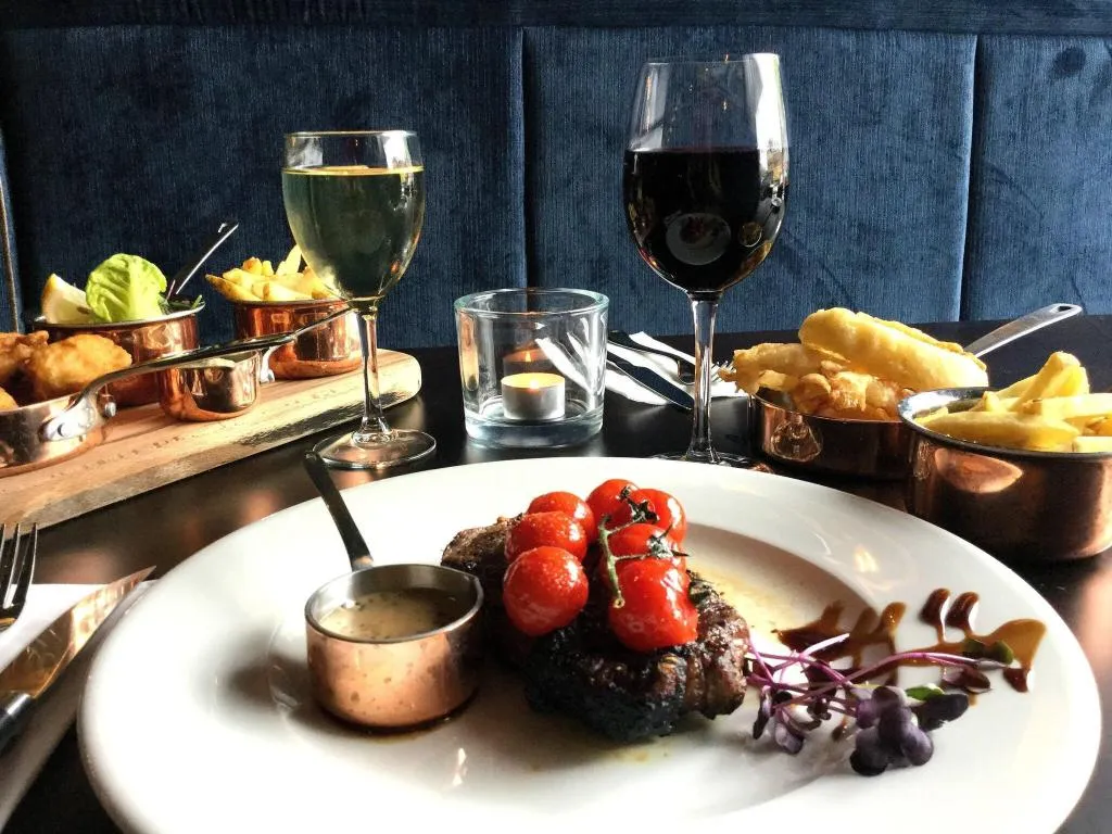 Bar, Dublin Skylon Hotel, Dublin