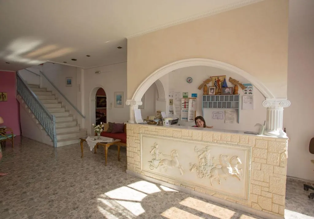 Lobby, Thirasia, Santorini