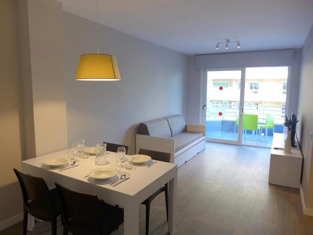 APARTMENT CAPACITY 4 ONE BEDROOM Room, Rentalmar Zahara Family Suites, Costa Dorada