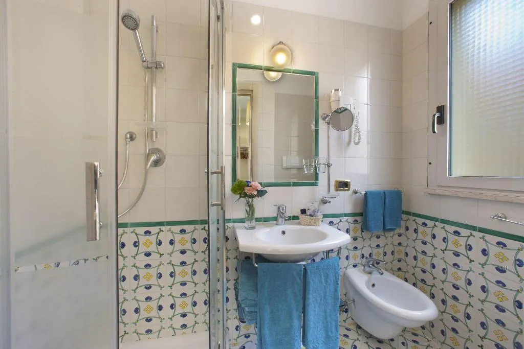DOUBLE STANDARD Room, Del Mare, Naples