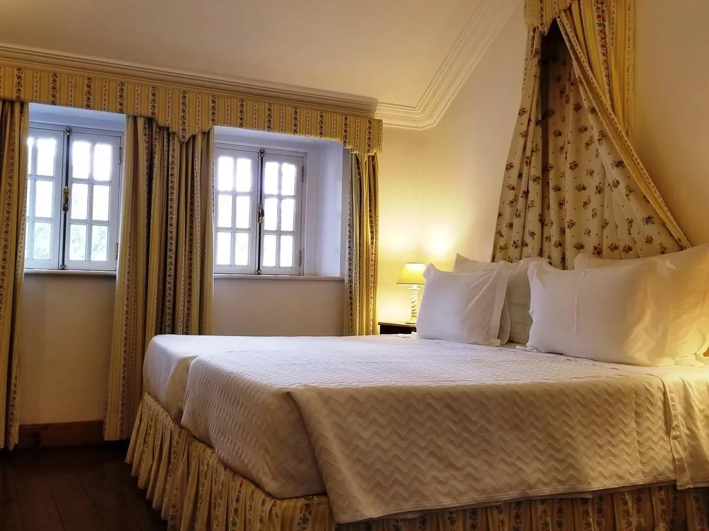 Double or Twin STANDARD Room, Lawrence's Hotel, Lisbon