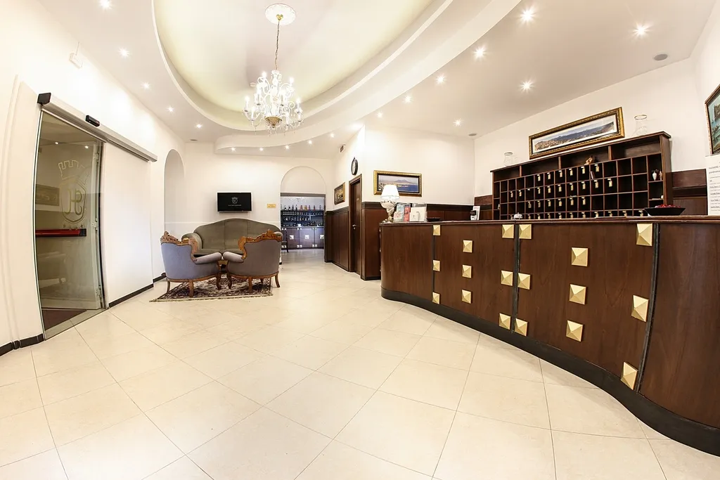 Lobby, Grand Hotel Capodimonte, Naples