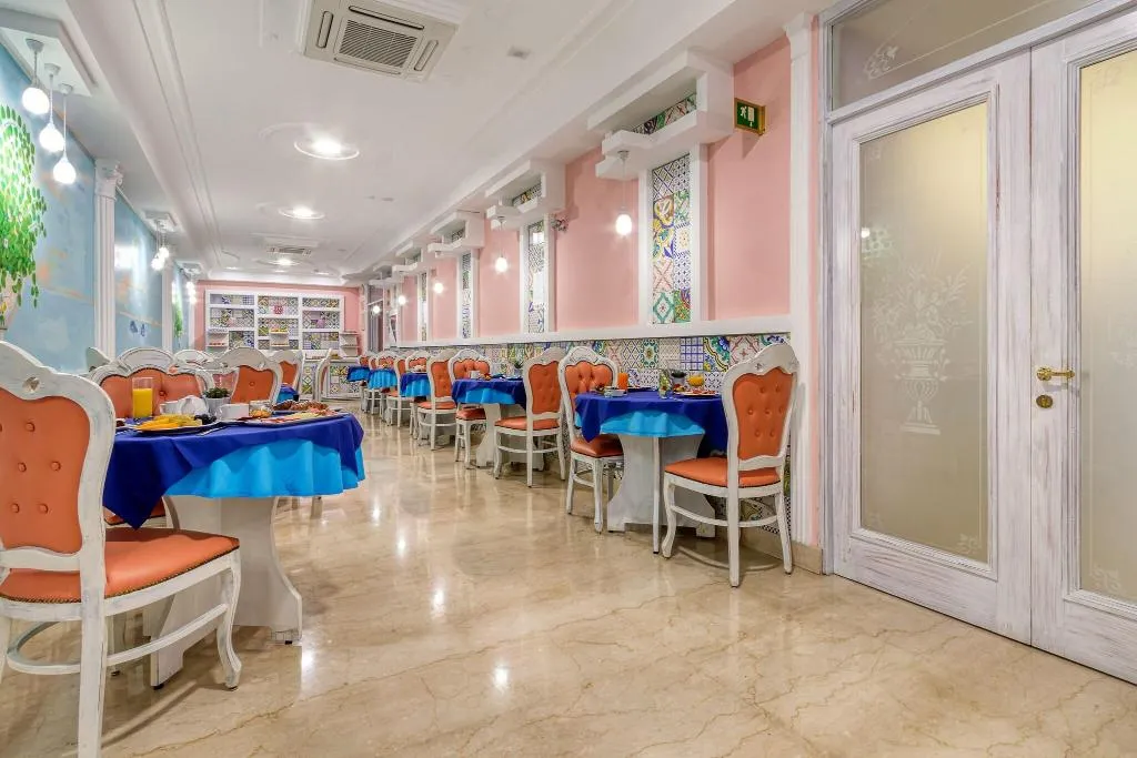 Restaurant, Hotel Prestige, Naples