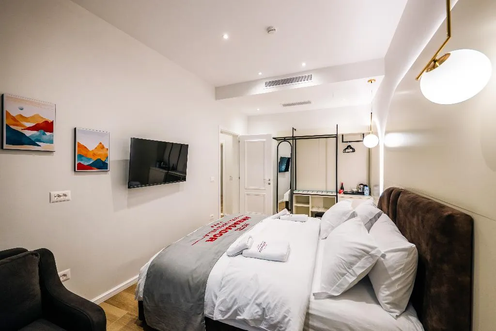 TRIPLE basement Room, Ambasador Hotel, Durres