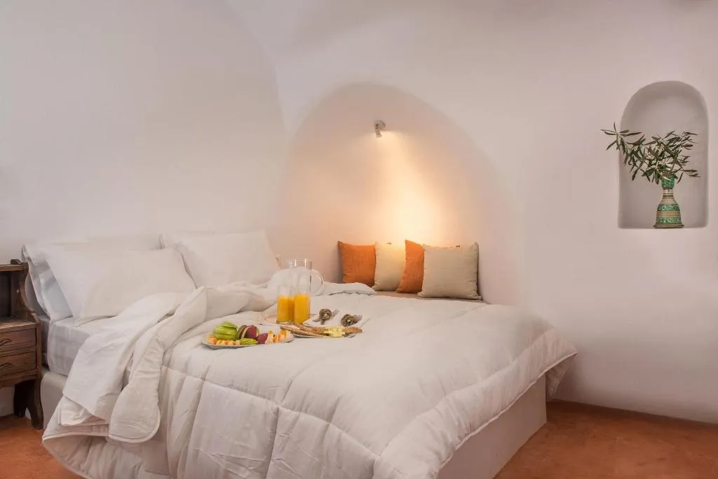 Room, Kastro Mansion, Santorini