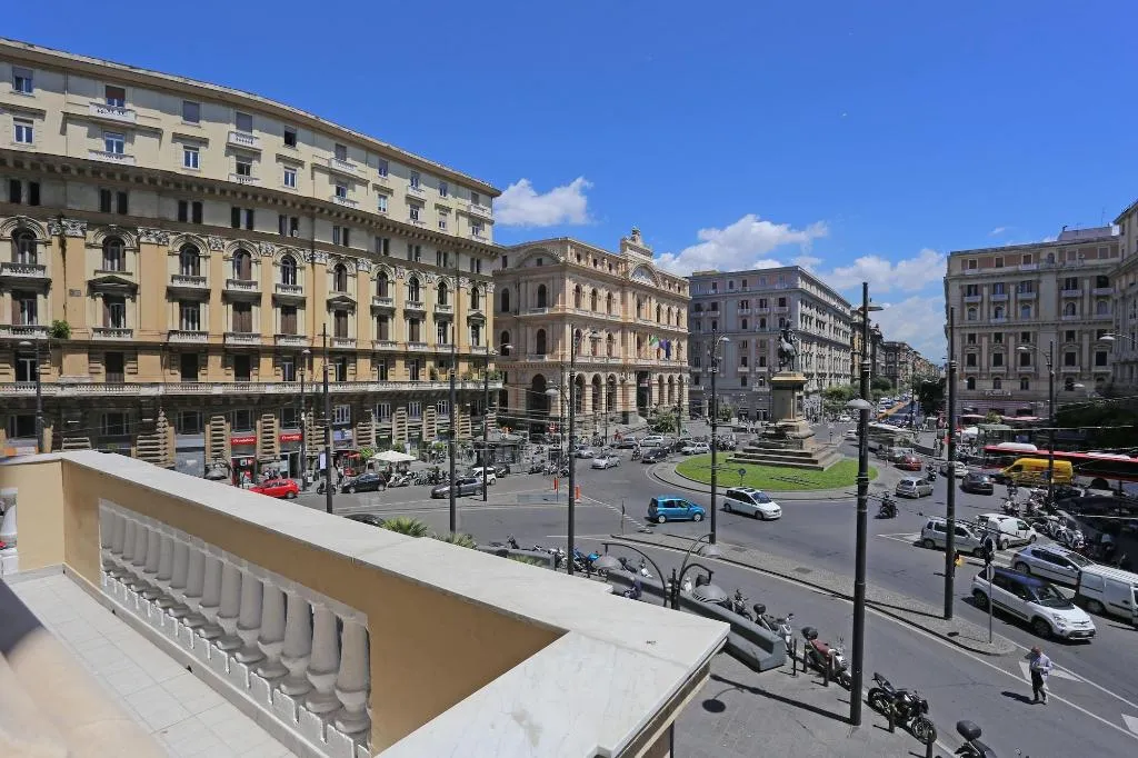 Terrace, Piazza Bovio 22, Naples