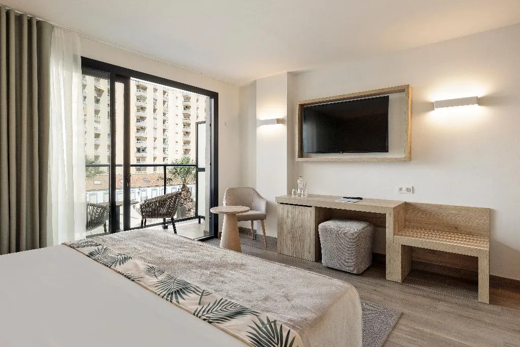 Double or Twin KING SIZE BED Room, Best Tritón, Costa Del Sol