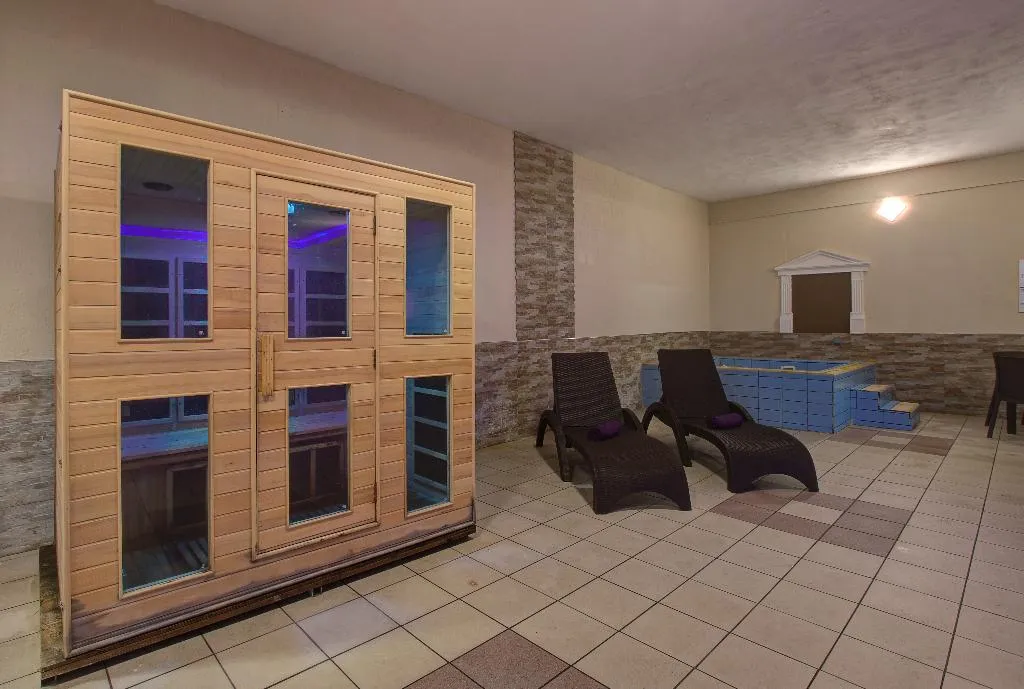 Sports and Entertainment, Canifor Hotel, Malta