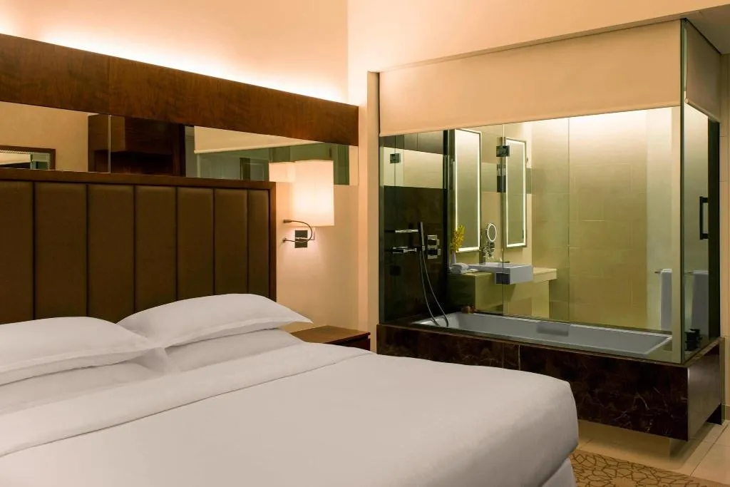 DOUBLE SUPERIOR CITY VIEW Room, Sheraton Dubai Mall of the Emirates Hotel, Dubai