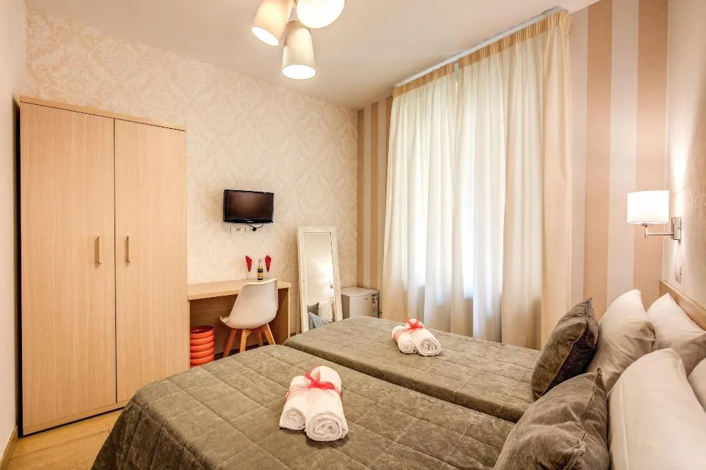 Room, Marta Inn, Rome