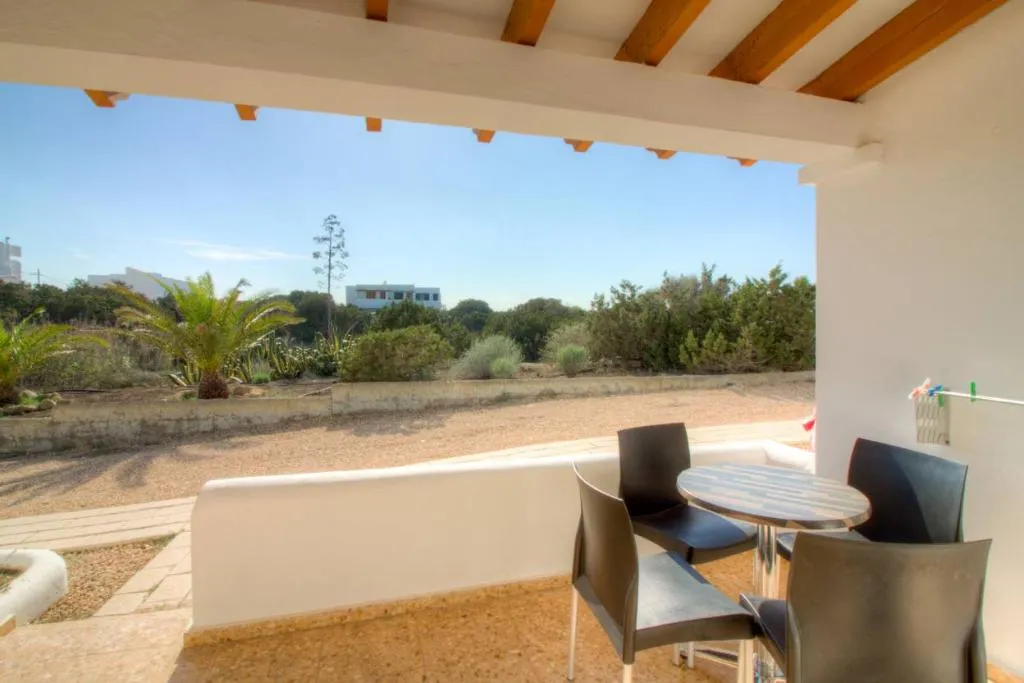 BUNGALOW SUPERIOR Room, Complejo Lago Playa, Ibiza