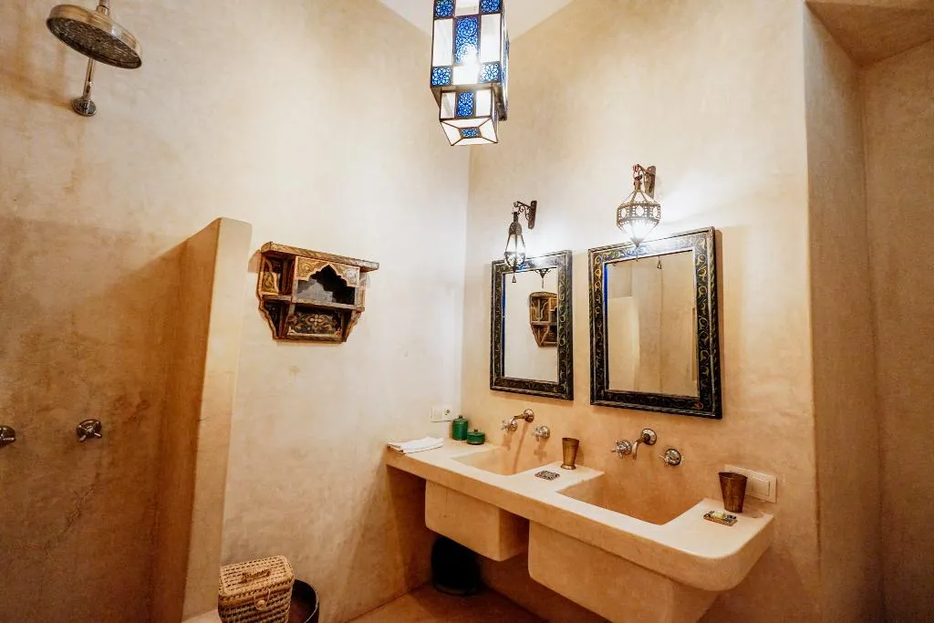 DOUBLE ONE BEDROOM ONE BATHROOM Room, Riad Dar Ayur, Marrakech