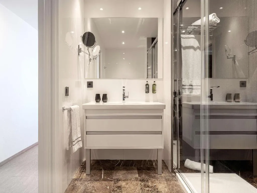 DOUBLE PREMIUM SEA VIEW Room, Melia Sitges, Costa Brava