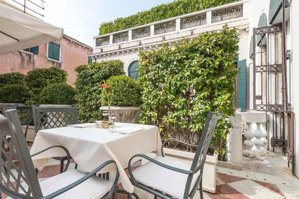 Terrace, Ai Cavalieri Di Venezia, Venice