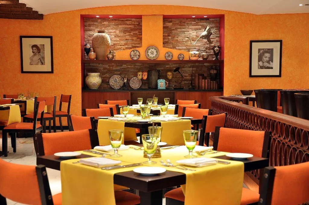 Restaurant, Hilton Cairo Heliopolis, Cairo