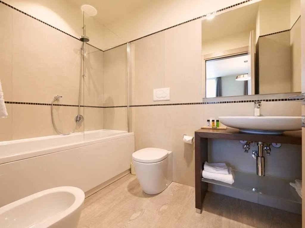 Room, Forte16 Apartments View & Spa, Florence