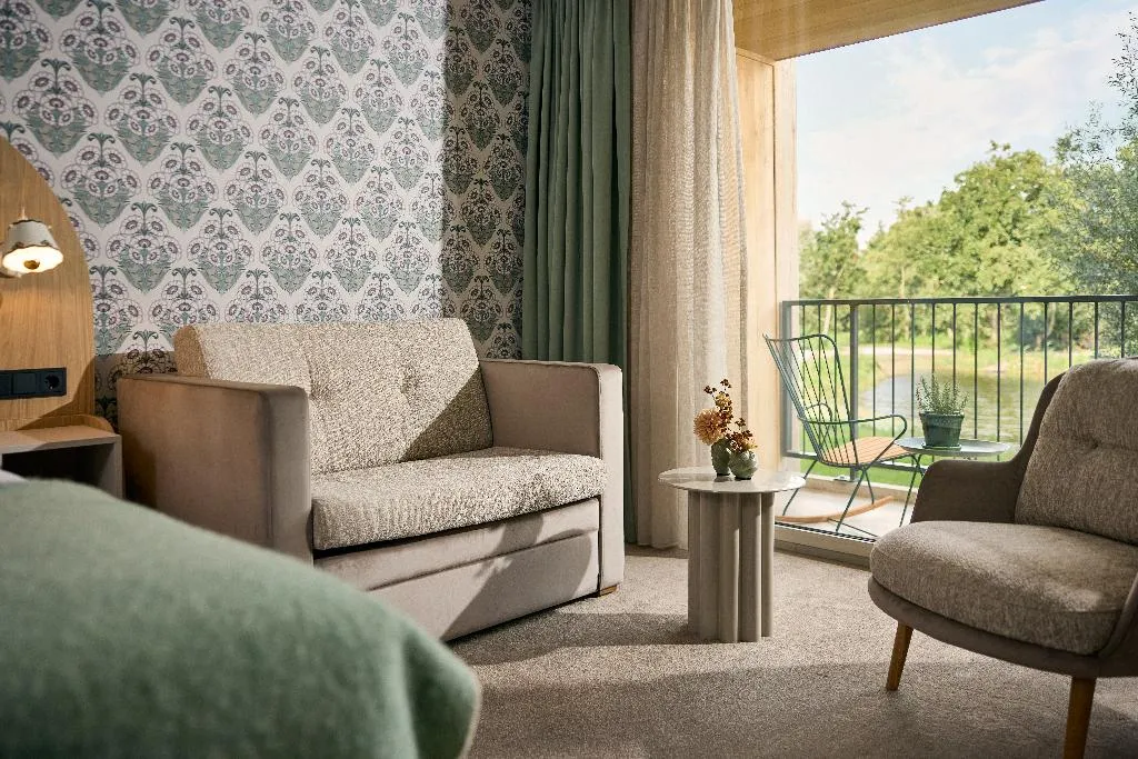 TRIPLE LUXURY Room, Van der Valk Hotel Volendam, Amsterdam