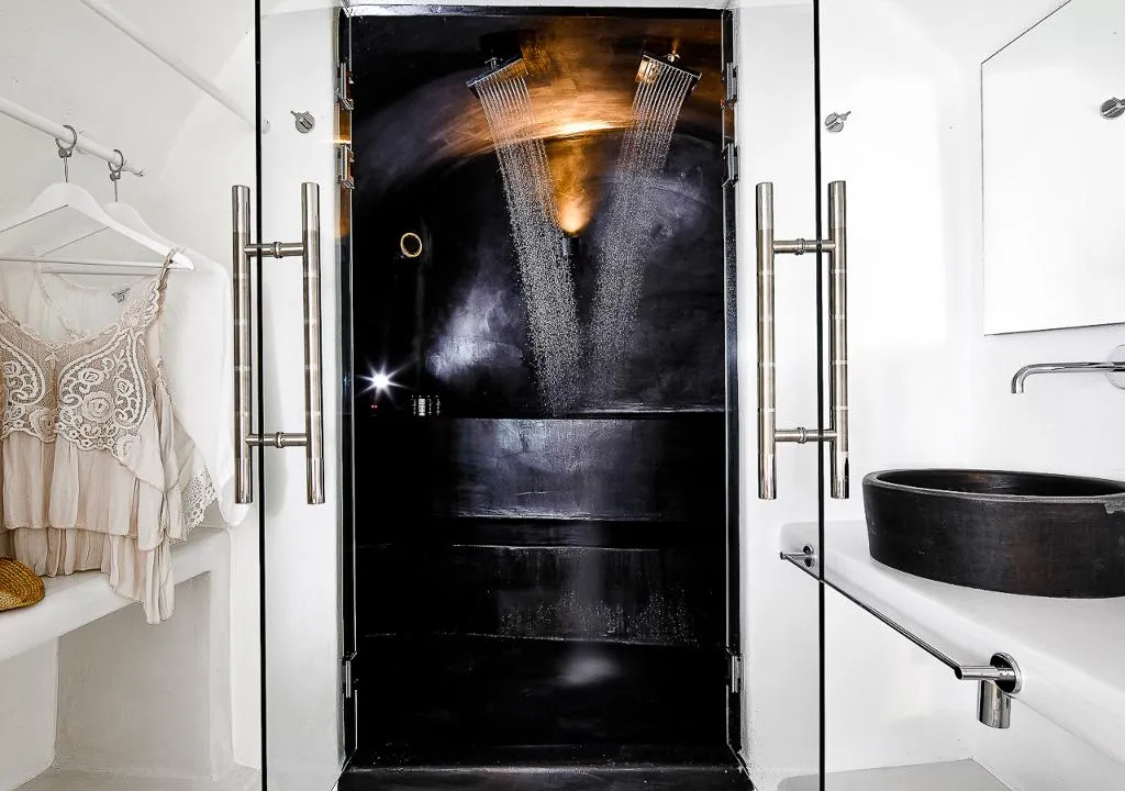 SUITE SUPERIOR WITH PRIVATE POOL Room, Infinity Suites & Dana Villas, Santorini