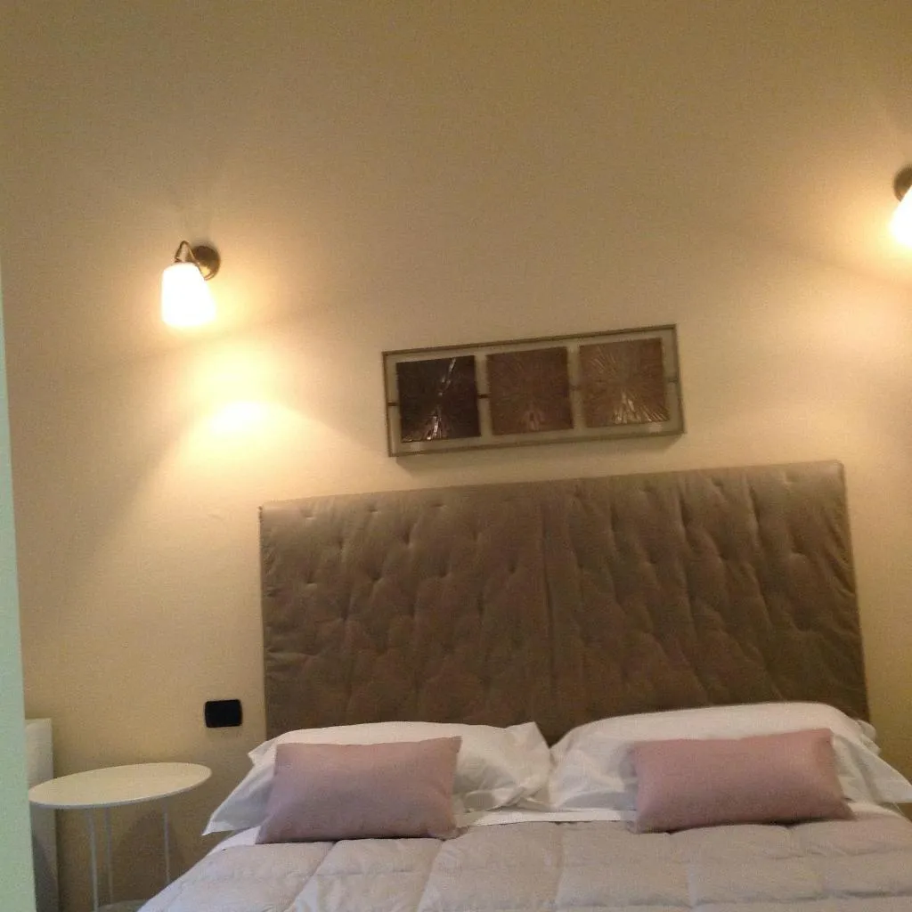 Room, Antica Dimora, Milan