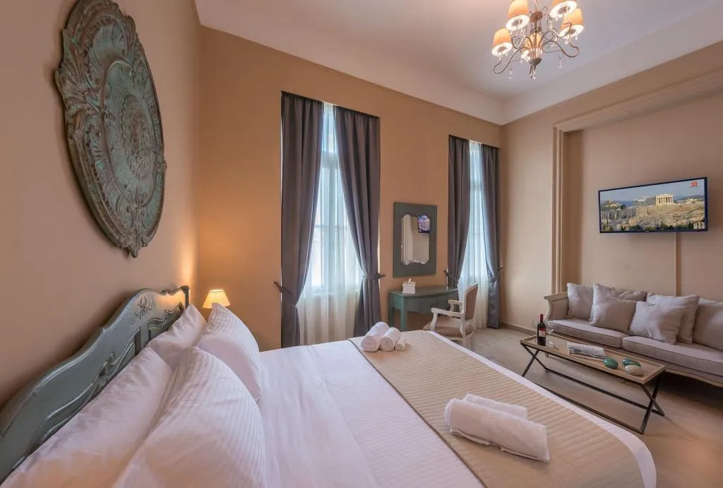 SUITE DELUXE WITH VIEWS Room, Palladian Home, Athens