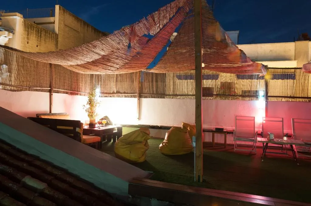 Bar, The Nomad Hostel, Seville