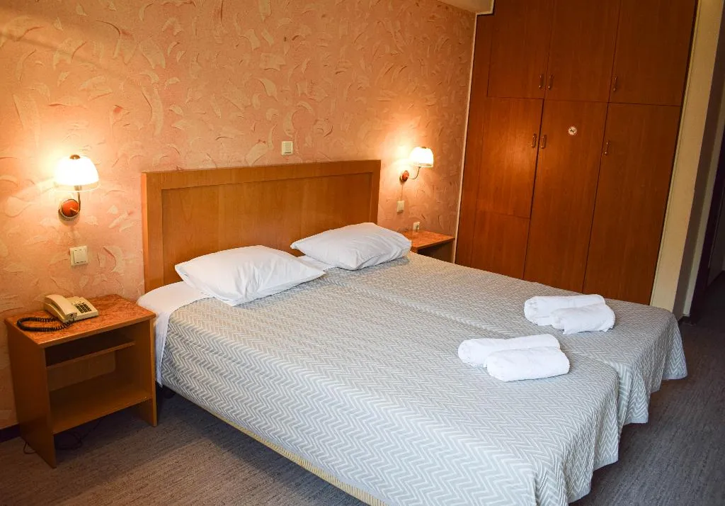 Double or Twin STANDARD Room, Savoy, Athens