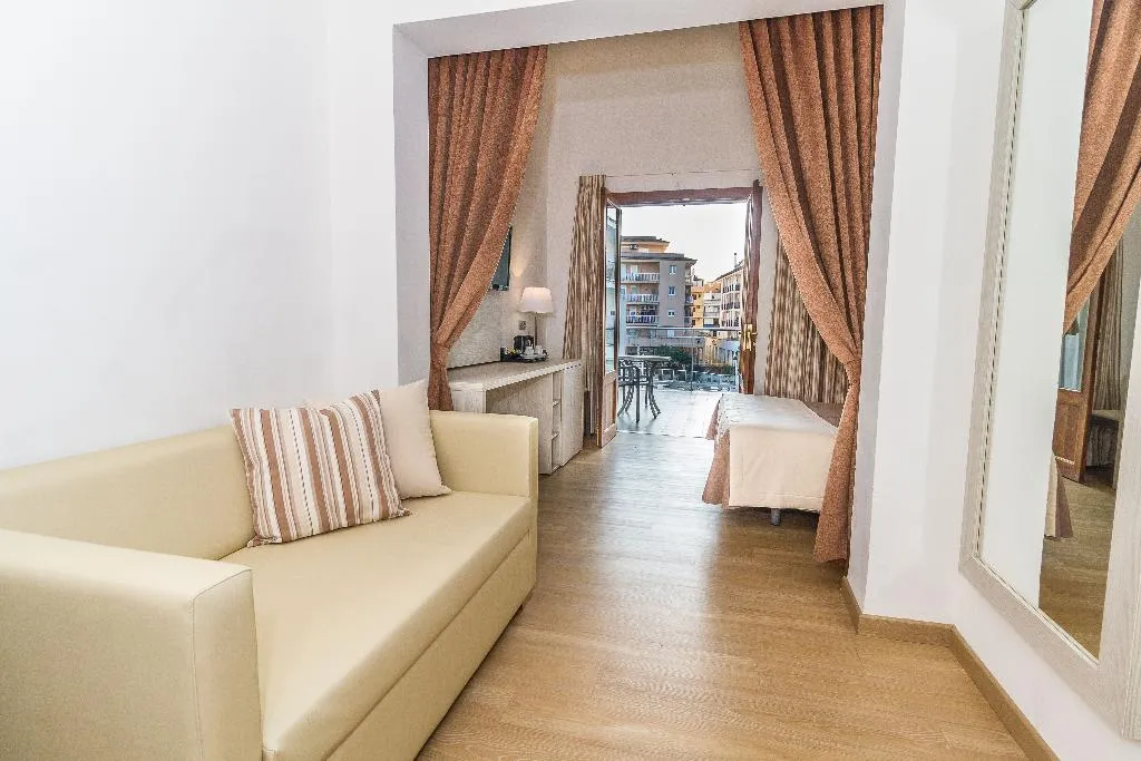 JUNIOR SUITE STANDARD Room, Eix Alcudia Hotel +18, Majorca