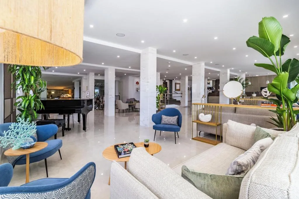 Lobby, Hotel Las Arenas Affiliated by Meliá, Costa Del Sol