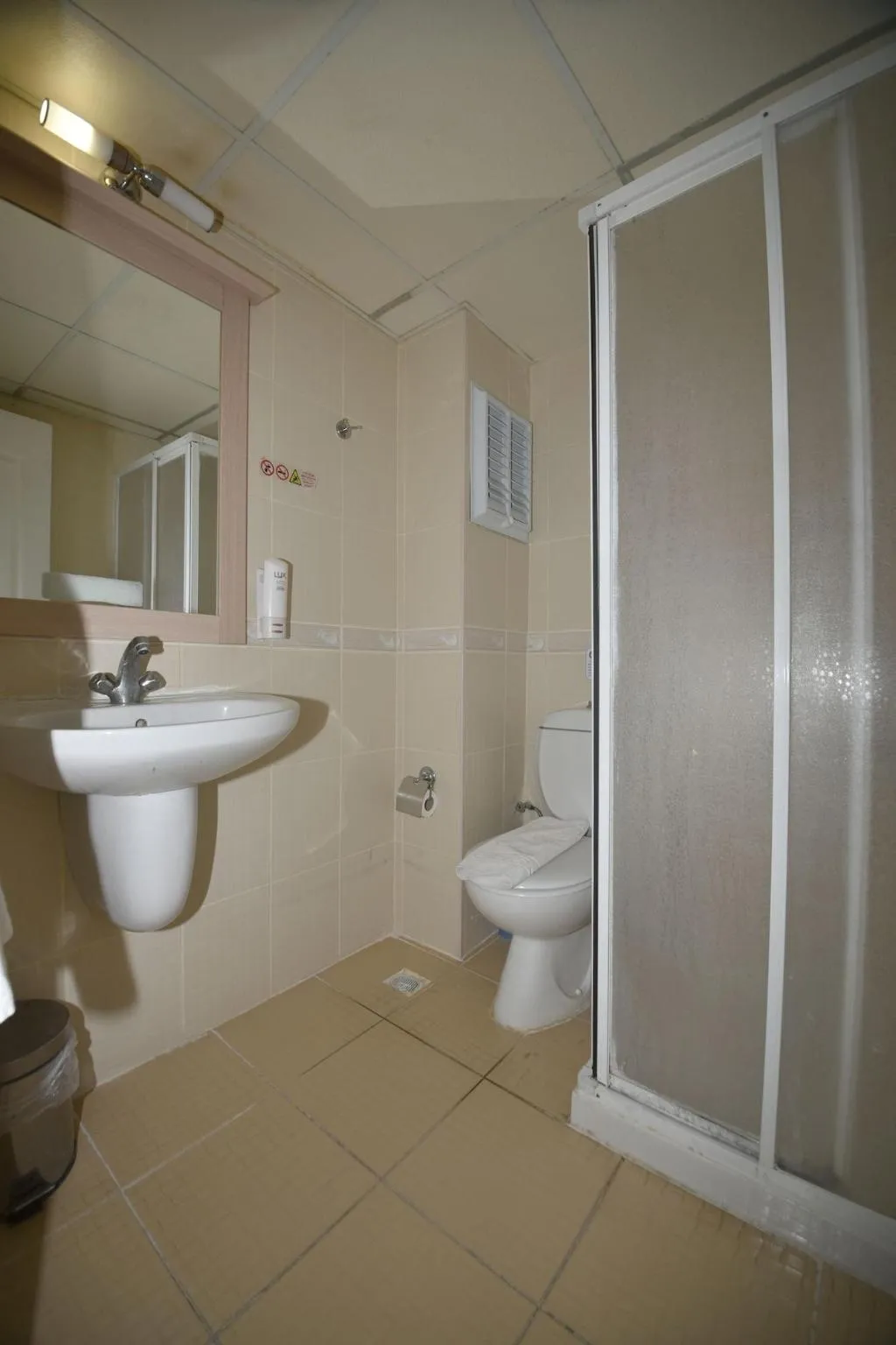Room, Almena City Hotel, Dalaman