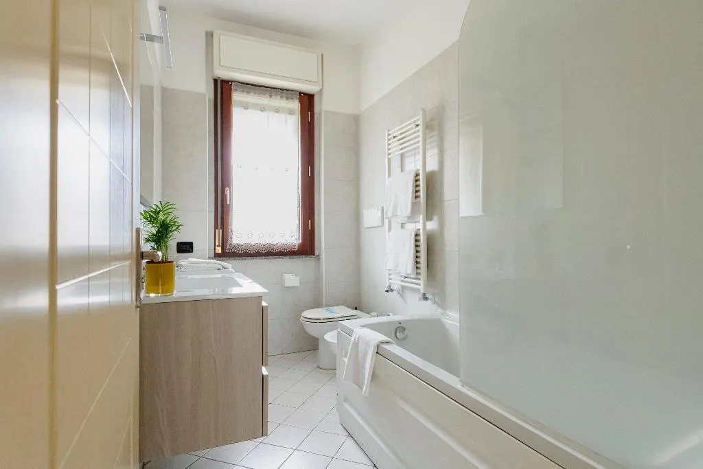 APARTMENT PREMIER QUEEN BED Room, HQ Aparthotel Milano Inn – Smart Suites, Milan