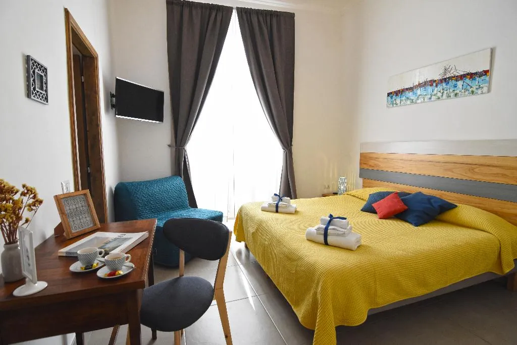 Double or Twin DUPLEX SUPERIOR Room, B&B Crianza, Naples