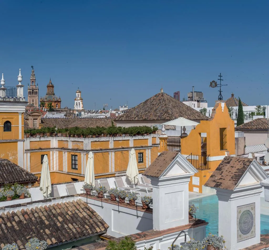 Pool, Casas de la Juderia, Seville