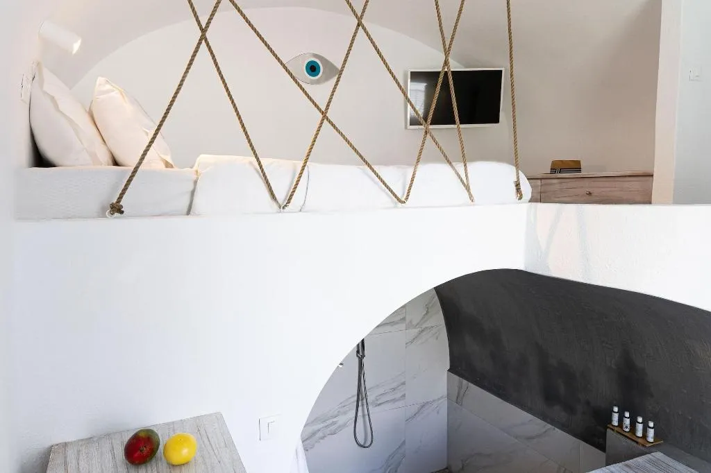 Room, The Museum Project Oia, Santorini