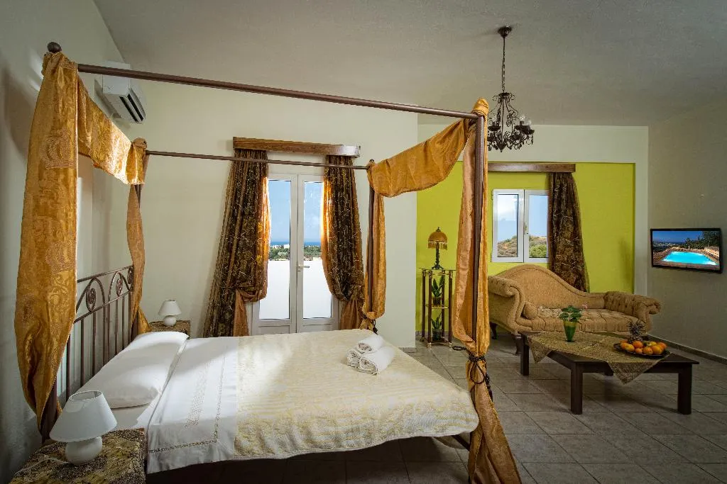 Room, Sunday Life Hotel & Restaurant, Crete