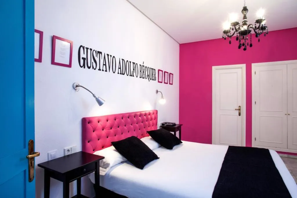 DOUBLE STANDARD Room, Casual de las Letras Sevilla, Seville