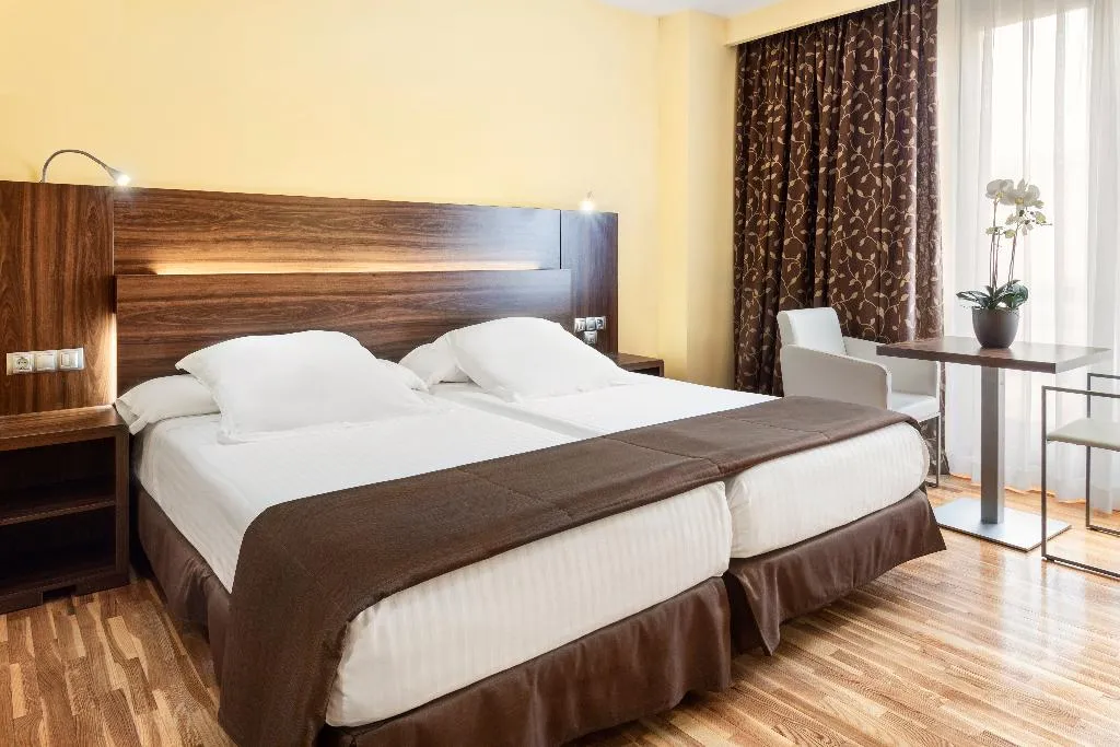 Double or Twin STANDARD Room, Exe Doña Carlota, Madrid