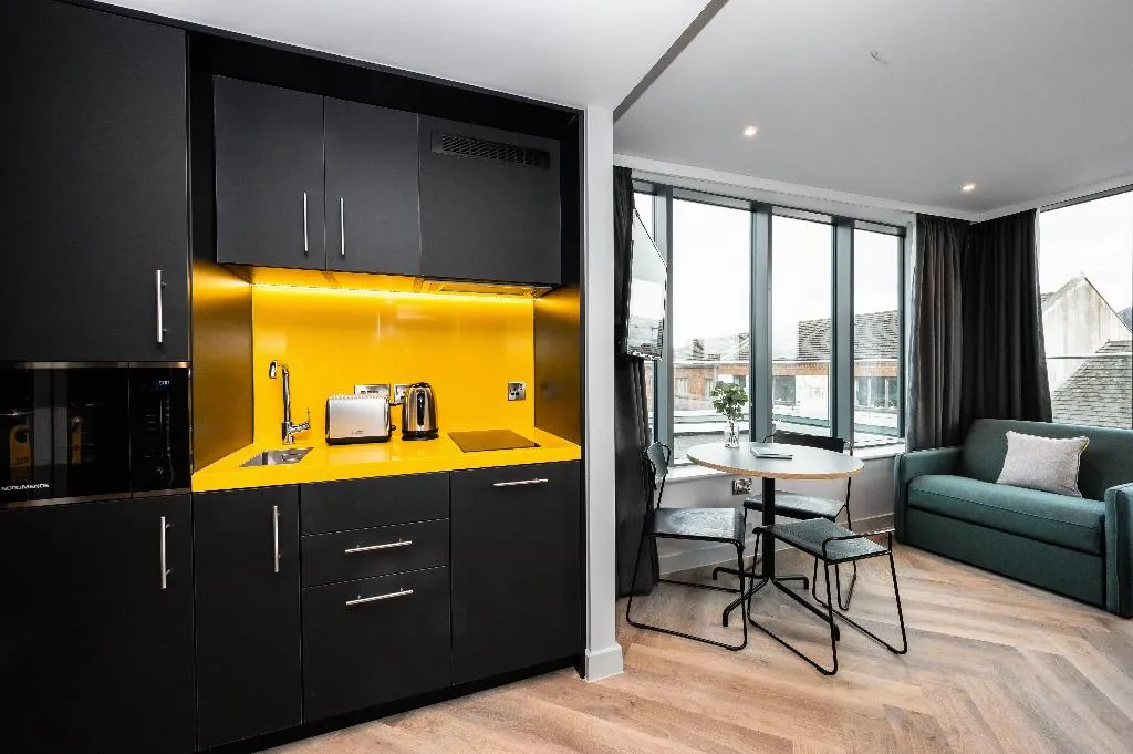 STUDIO CAPACITY 3 Room, Staycity Aparthotels Tivoli, Dublin