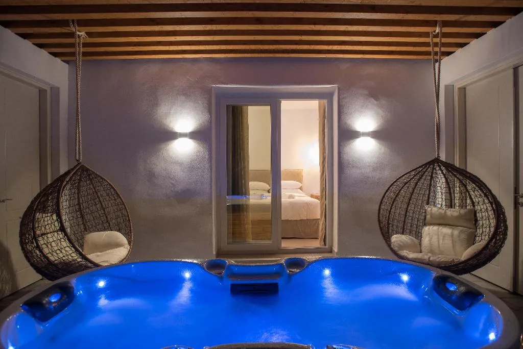 DOUBLE DELUXE WITH JACUZZI Room, Omnia Mykonos Boutique Hotel & Suites, Mykonos
