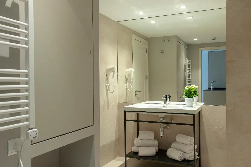 STUDIO DELUXE Room, MH Apartments Central Madrid, Madrid