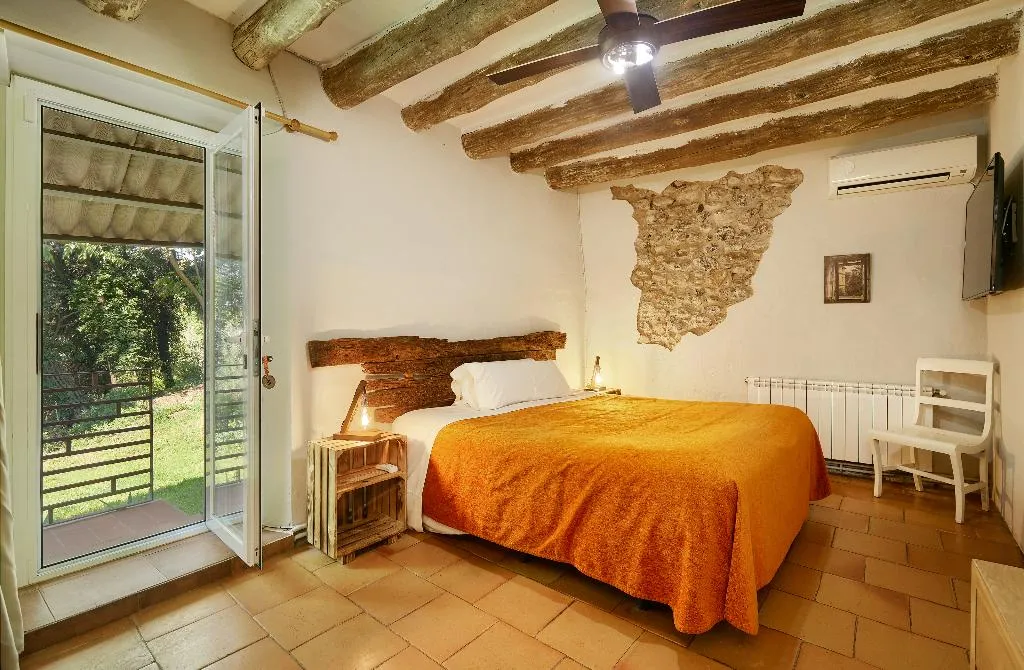 TRIPLE WITH TERRACE Room, Mas Torrencito, Costa Brava