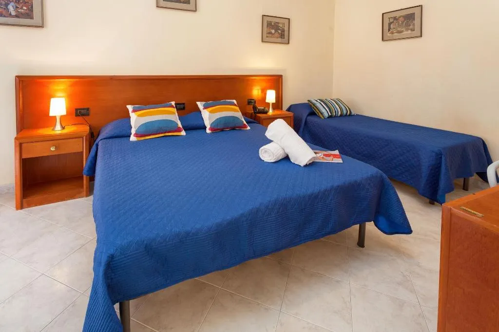 Room, Al Piazza Marina B&B, Palermo