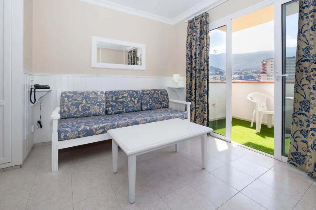 APARTMENT SUPERIOR Room, Apartamentos Teneguia, Tenerife