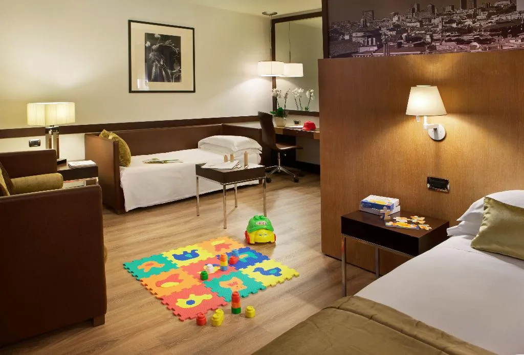 TRIPLE STANDARD Room, Starhotels Ritz, Milan