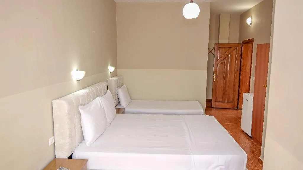 TRIPLE CLASSIC Room, Dolanit Hotels Vila E Drurit, Durres