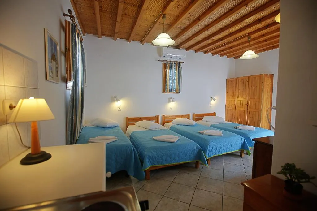 STUDIO CAPACITY 4 Room, Aphrodite Garden Studios & Olympia Anex, Mykonos