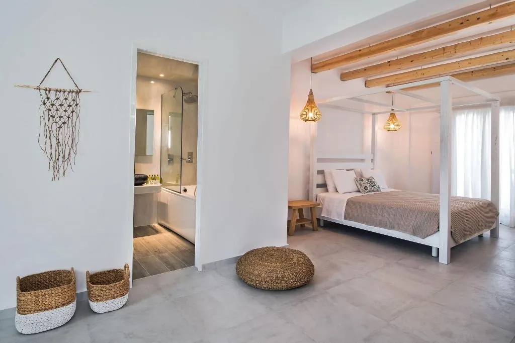 Room, Casa Vitae Suites, Santorini